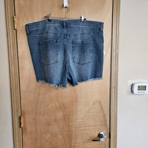 Jessica Simpson 24W Infinity High Waist Buttonfly Jean Shorts - Picture 13 of 13